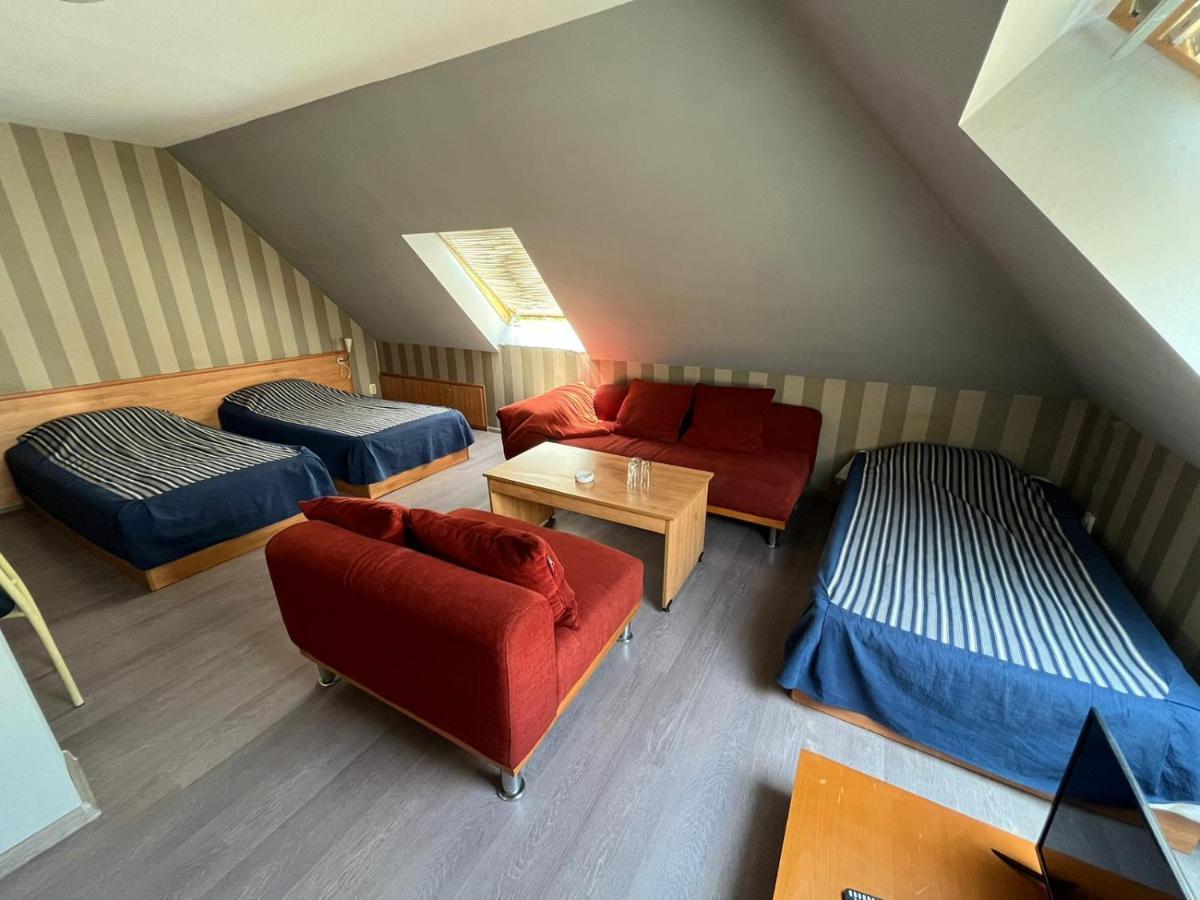 Hotel Kredo Szliven Kültér fotó